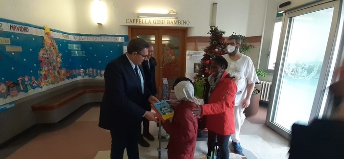 Due bambini della Costa d’Avorio operati dai cardiochirurghi del Gaslini grazie al progetto di cooperazione internazionale “Cuori Ribelli” Due bambini della Costa d’Avorio operati dai cardiochirurghi del Gaslini grazie al progetto di cooperazione internazionale “Cuori Ribelli”