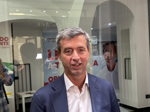 Ex Ilva, Orlando incalza Urso: "Risponda a domande semplici sul futuro dell'acciaio"