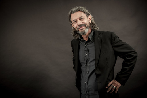 Pivio: il concerto da solista alla Claque