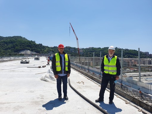 Ponte di Genova, Toti: "Una grande emozione e un momento storico camminare per la prima volta sul ponte” [FOTO]