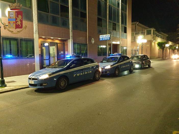 Chiavari, 'banda della caldaia': arrestati i truffatori di anziani Chiavari, 'banda della caldaia': arrestati i truffatori di anziani