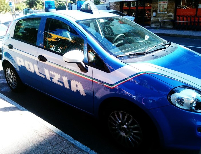 Aggredisce brutalmente un 42enne: in manette Federico Carrà, ex calciatore delle giovanili del Genoa Aggredisce brutalmente un 42enne: in manette Federico Carrà, ex calciatore delle giovanili del Genoa