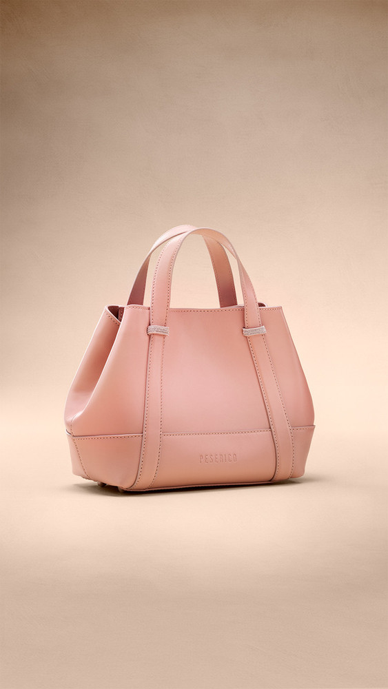 Itinera l’iconica borsa di Peserico