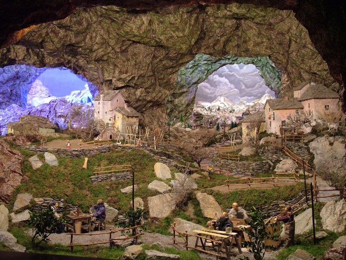Locali non a norma, Crevari rinuncia al suo magnifico presepe dopo oltre 50 anni Locali non a norma, Crevari rinuncia al suo magnifico presepe dopo oltre 50 anni