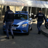 Sestri Ponente, cocaina in cucina e migliaia di euro in contanti: arrestato uno spacciatore Sestri Ponente, cocaina in cucina e migliaia di euro in contanti: arrestato uno spacciatore