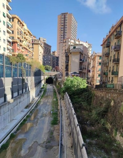 Permangono ansia e preoccupazione sui cantieri del nodo ferroviario, i cittadini fanno scattare la valutazione di impatto ambientale