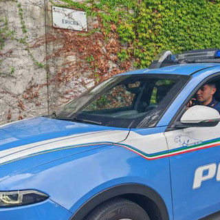 Cep, spaccio in casa segnalato dai residenti: trovati 115 grammi di cocaina, arrestato 27enne