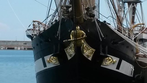 Riprende il mare la Nave Scuole Palinuro della Marina Militare Riprende il mare la Nave Scuole Palinuro della Marina Militare