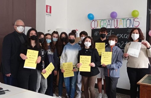 Sestri Ponente, l’istituto comprensivo premia i migliori studenti in inglese