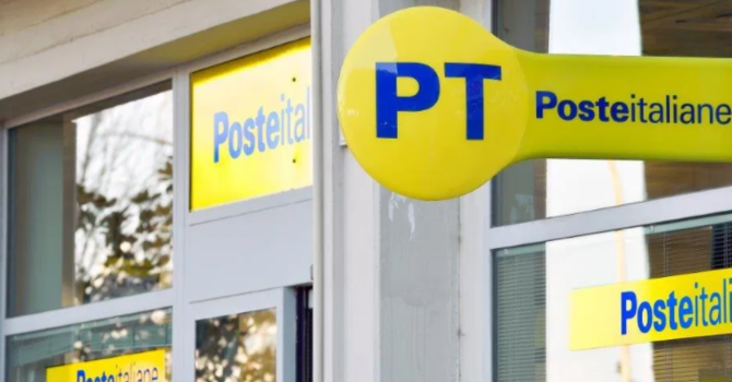 Sestri Ponente, rapina l’ufficio postale e fugge rubando un taxi