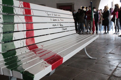 Il Centro Est vuole la ‘Panchina bianca’ Il Centro Est vuole la ‘Panchina bianca’