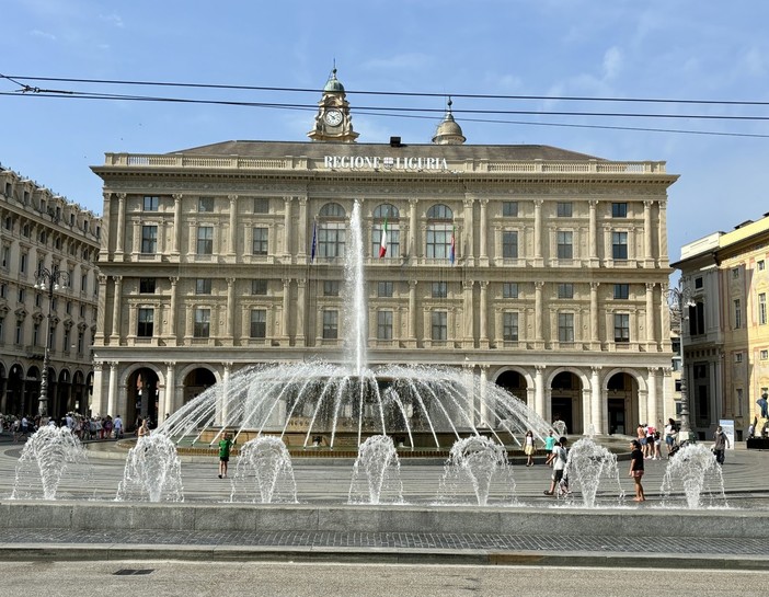 Dimissioni Falduto, Pd pronto a rivolgersi alla Procura per il caso delle ‘pagelle’ dei dirigenti: “Bucci allergico alle regole, scandaloso”