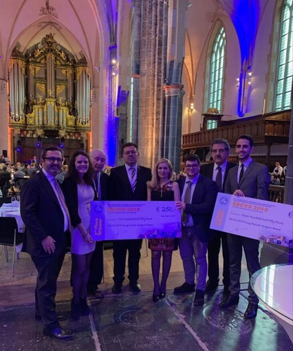 Chirurgia vascolare: premiati in Olanda Università di Genova e Ospedale San Martino Chirurgia vascolare: premiati in Olanda Università di Genova e Ospedale San Martino