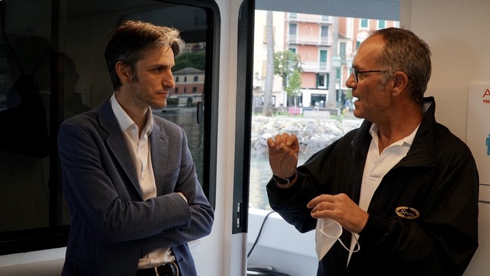 Santa Margherita Ligure, il sindaco Donadoni ha partecipato al flash mob dei battellieri