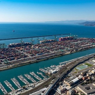 Il porto di Pra' periodicamente al centro di prospettive di ampliamento Il porto di Pra' periodicamente al centro di prospettive di ampliamento