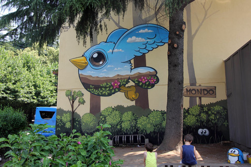 Il writer Pao dipinge un nuovo murale al Cep: due giorni di street art dal vivo al Pianacci Il writer Pao dipinge un nuovo murale al Cep: due giorni di street art dal vivo al Pianacci