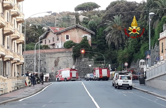 Fuga di gas a Pegli: Aurelia riaperta al traffico Fuga di gas a Pegli: Aurelia riaperta al traffico