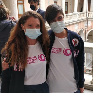 Giornata internazionale contro la violenza sulle donne, tutti gli appuntamenti per il 25 novembre (FOTO E VIDEO)