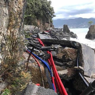 Portofino: raggiungibile solo via mare. Spazzato via il &quot;Covo di Nord-Est&quot;