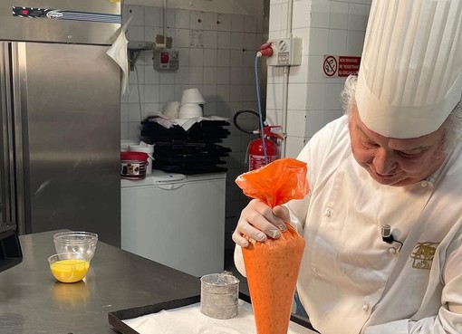 San Valentino, il pasticciere Poldo e il soccorso agli smemorati: "Quei dolci recapitati alle 23..."