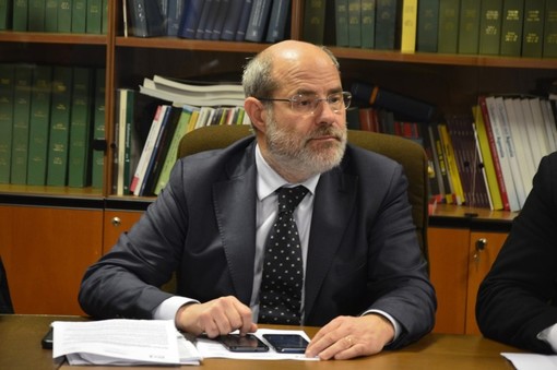 Consiglio regionale, Rossetti (Pd): "Ho chiesto scusa per il ritardo, ma il dato politico è la crisi tra la Lega e Toti" Consiglio regionale, Rossetti (Pd): "Ho chiesto scusa per il ritardo, ma il dato politico è la crisi tra la Lega e Toti"