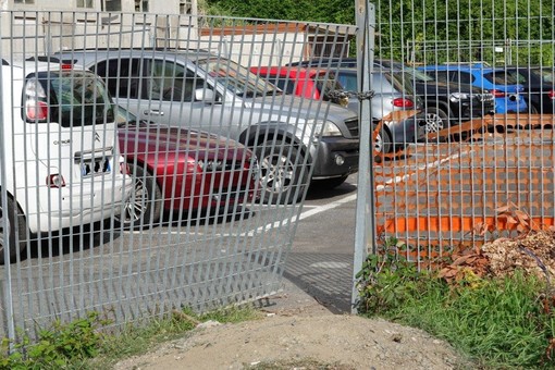 Pegli, quel park dietro la stazione mai più messo in collegamento con la città