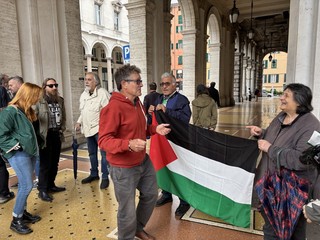 Le immagini della presentazione in piazza De Ferrari Le immagini della presentazione in piazza De Ferrari