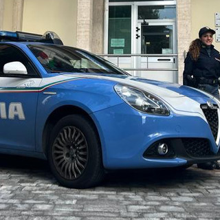 Blitz della Polizia nel Ponente genovese: arrestato un 31enne e denunciati tre giovani