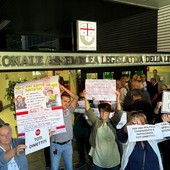 Le minoranze sfiduciano Toti, ecco il testo della mozione. Cosa può succedere ora in Regione? Le minoranze sfiduciano Toti, ecco il testo della mozione. Cosa può succedere ora in Regione?