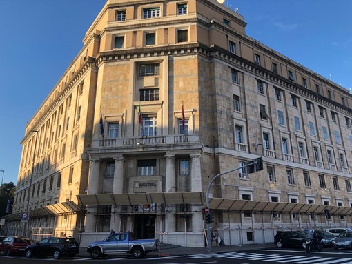 Il contratto è in scadenza ma manca il rinnovo, a rischio chiusura i bar della Polizia aperti negli uffici