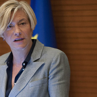 Teatro Nazionale di Genova, Roberta Pinotti nuova presidente: è la prima donna alla guida dell’ente Teatro Nazionale di Genova, Roberta Pinotti nuova presidente: è la prima donna alla guida dell’ente