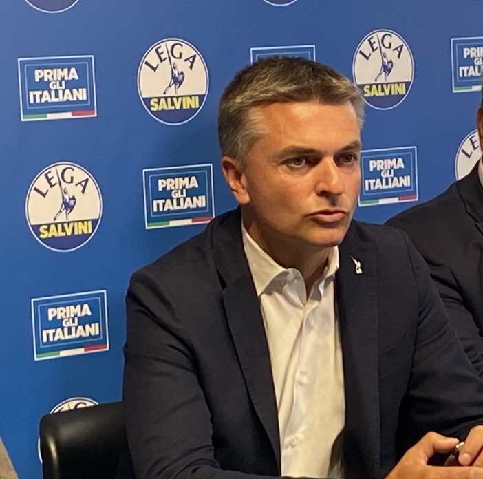 Rixi, candidato all’uninominale alla Camera: "Ci sarebbe bisogno del Ministero del Mare" (VIDEO) Rixi, candidato all’uninominale alla Camera: "Ci sarebbe bisogno del Ministero del Mare" (VIDEO)