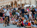 “A teatro nessuno è straniero”: il Suq porta arte, musica e comunità tra Certosa, Rivarolo e Sampierdarena “A teatro nessuno è straniero”: il Suq porta arte, musica e comunità tra Certosa, Rivarolo e Sampierdarena