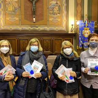 Rapallo: l'Amministrazione Comunale consegna ai bambini degli istituti cittadini mascherine colorate e un libro-guida preventivo sul Covid