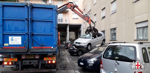 Veicoli abbandonati, 906 rimozioni nel 2022 Veicoli abbandonati, 906 rimozioni nel 2022