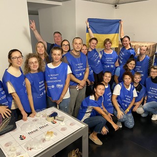 I rotariani genovesi e la comunità ucraina di Genova insieme nel confezionamento di oltre 28mila pasti destinati a 144 bimbi dello Zimbabwe