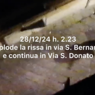 Alcol e risse nel centro storico, i residenti pubblicano un video e lanciano l’ultimatum al Comune: “Pronti a chiedere risarcimenti” Alcol e risse nel centro storico, i residenti pubblicano un video e lanciano l’ultimatum al Comune: “Pronti a chiedere risarcimenti”