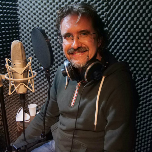 Roberto Frugone lancia il nuovo progetto ‘Petali nella burrasca’