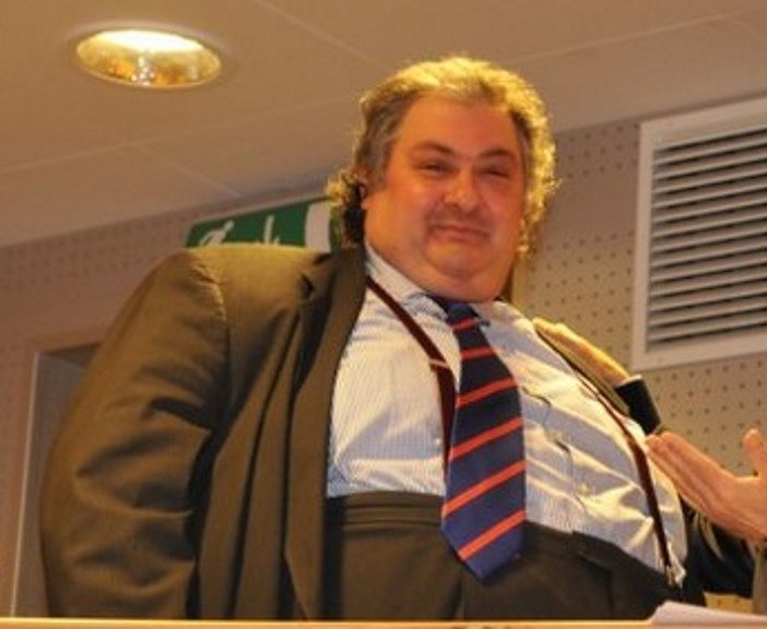 "Spese pazze": Monteleone condannato a 65 mila euro di risarcimento