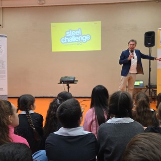 Riciclo e gioco a scuola: la “Ricrea Steel Challenge” fa tappa all’IC Marassi