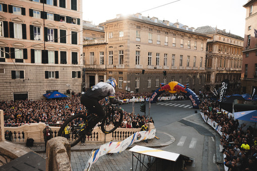 Genova, capitale verticale d'Europa: Red Bull Cerro Abajo blinda la Superba fino al 2027
