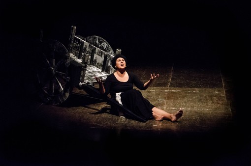 Festival dell'eccellenza al Femminile, al Tiqu lo spettacolo Rosadilicata, il canto che libera, canti e cunti di Rosa Balistreri Festival dell'eccellenza al Femminile, al Tiqu lo spettacolo Rosadilicata, il canto che libera, canti e cunti di Rosa Balistreri