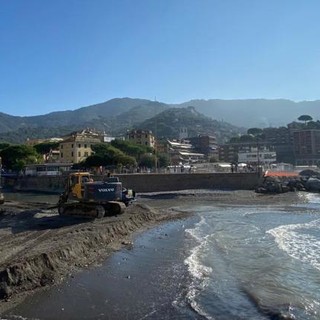 Avviati a Recco i lavori per fermare l'erosione del litorale, costeranno oltre 52.000 euro (FOTO)