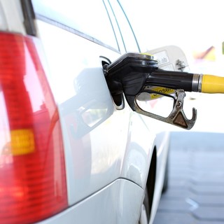 Regione Liguria elimina imposta regionale sulla benzina