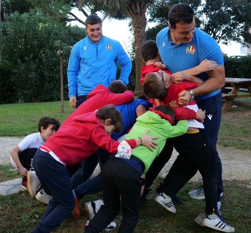 Cresce l’attesa per il grande Rugby: Italia-Sudafrica si incontrano a Genova non solo per lo sport