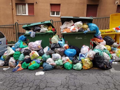 L'allarme di Rossetti: "Toti non aiuta Amiu e scarica problemi su azienda e Comune"