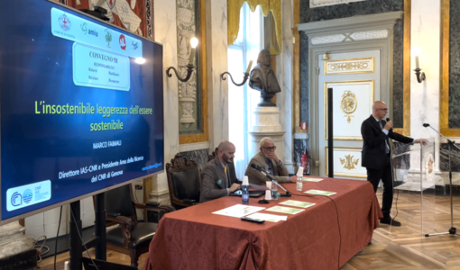 A Tursi in scena il convegno su riciclo e consapevolezza, Campora: “Al lavoro per un’evangelizzazione ambientale” (Video) A Tursi in scena il convegno su riciclo e consapevolezza, Campora: “Al lavoro per un’evangelizzazione ambientale” (Video)