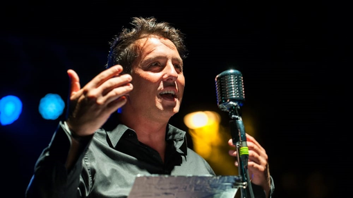 Domani sera, appuntamento al Casinò di Sanremo con Savino Zaba e il suo spettacolo musicale "Canto... anche se sono stonato"