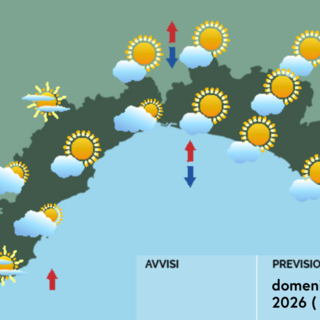 Meteo, nubi sulla costa al mattino poi spazio alle schiarite: possibili temporali sulle Alpi Liguri