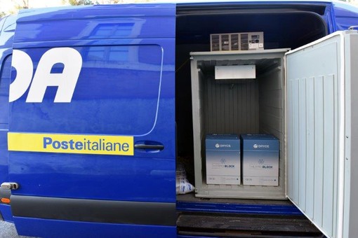 Sda (Poste) vuole trasferire la filiale da via Adamoli a Casella: scatta lo stato di agitazione dei lavoratori Sda (Poste) vuole trasferire la filiale da via Adamoli a Casella: scatta lo stato di agitazione dei lavoratori
